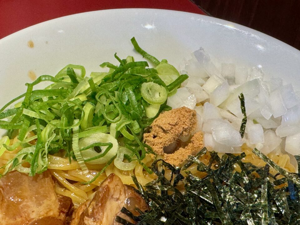 「丸源ラーメン」熟成醤油 油そば