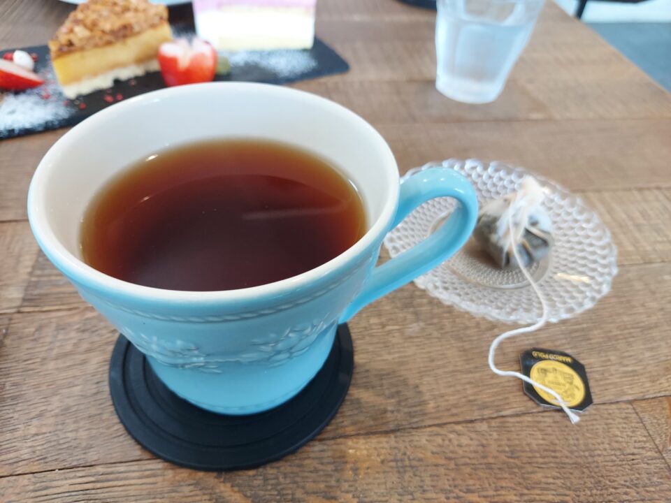 「ディグコーヒー」紅茶（マリアージュフレール）