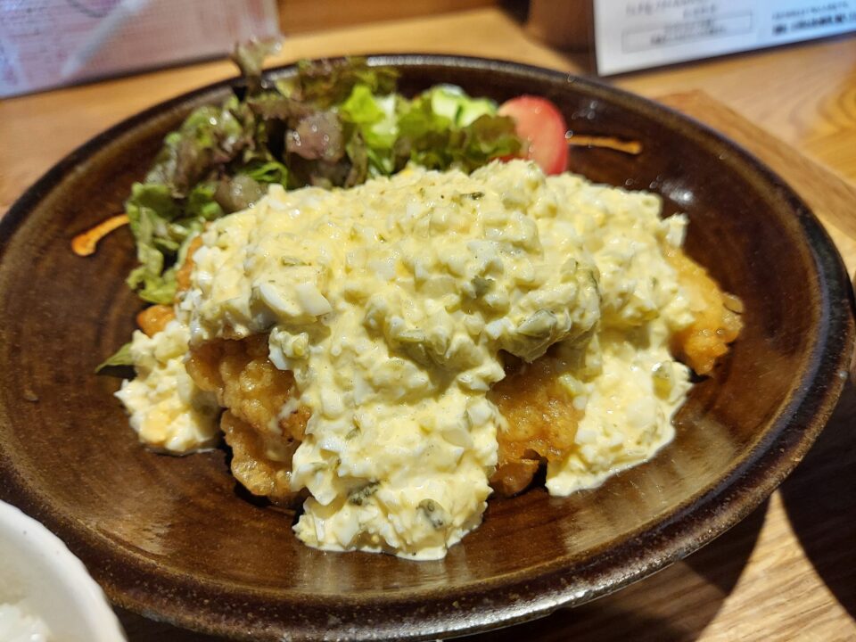 「igokochi（イゴコチ）」のチキン南蛮定食