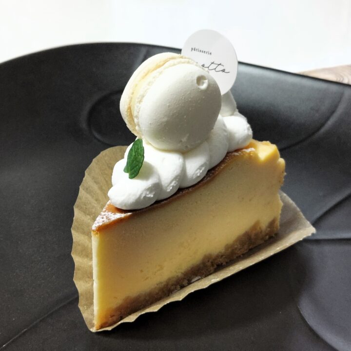 「acotto（アコット）」チーズケーキ