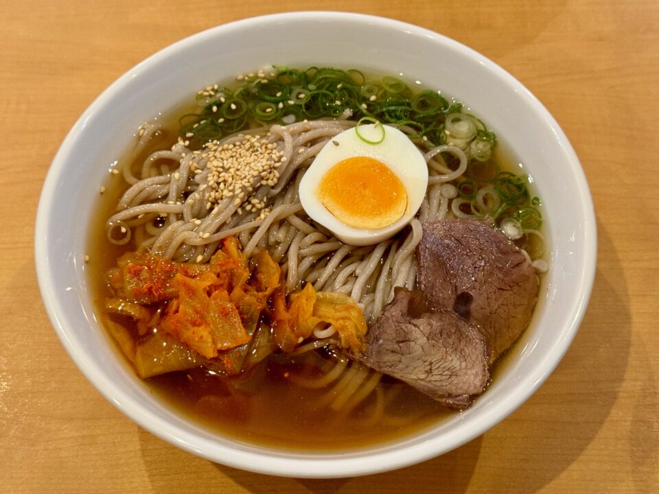 「手のべ冷麺専門店 六盛 大分店」冷麺