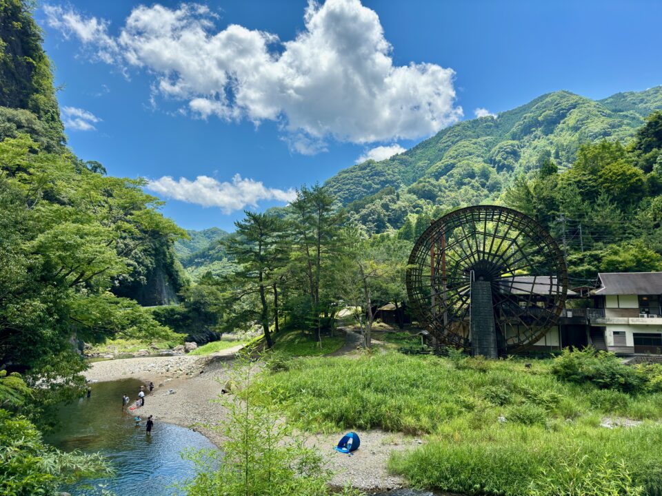 佐伯市本匠の大水車