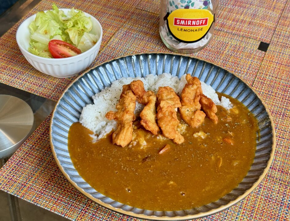 「CREOLE CAFE（クレオールカフェ）」とり天カレー