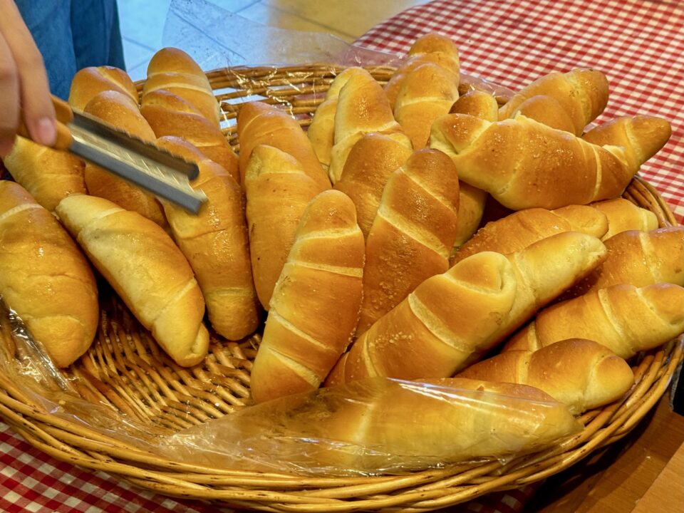 「スペイン石窯工房 パン メゾン 松前店」塩パン