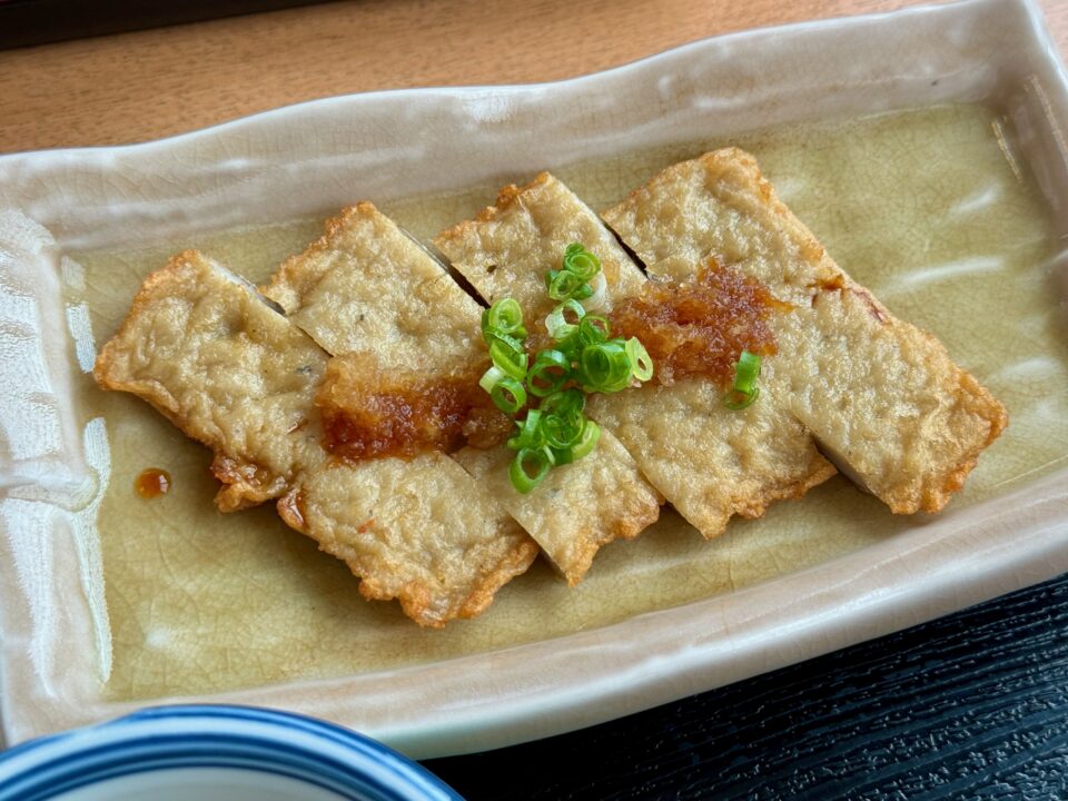 「食事処りんすけ」じゃこ定食