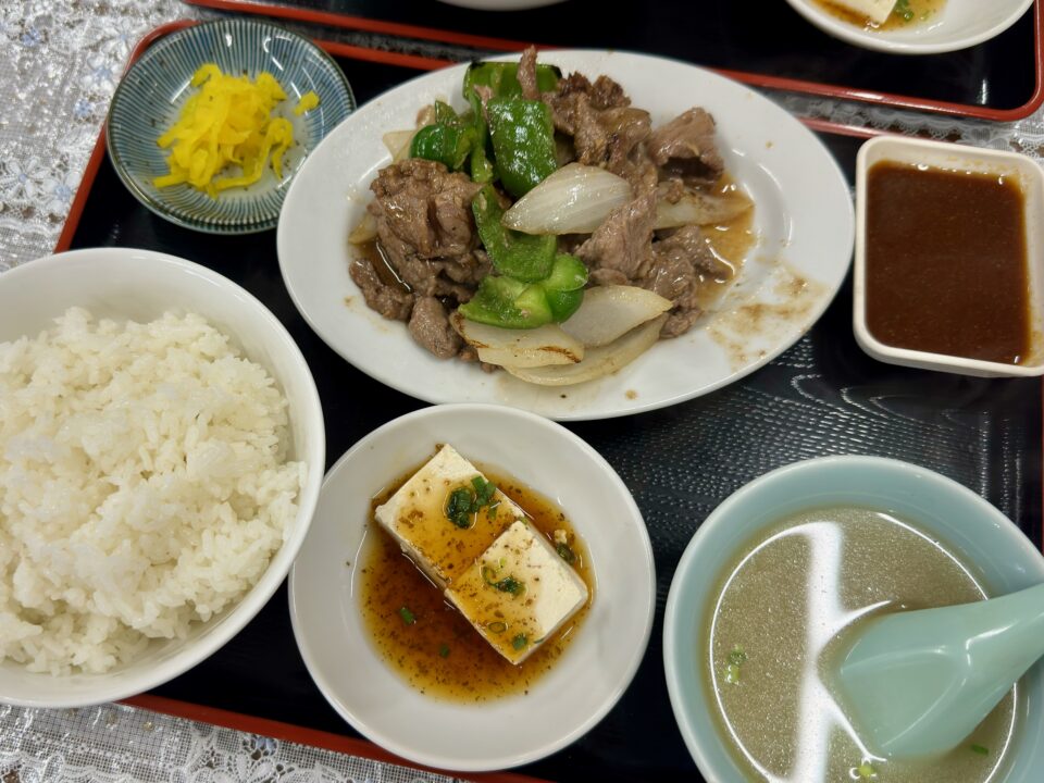 「中華料理 王府」焼肉定食