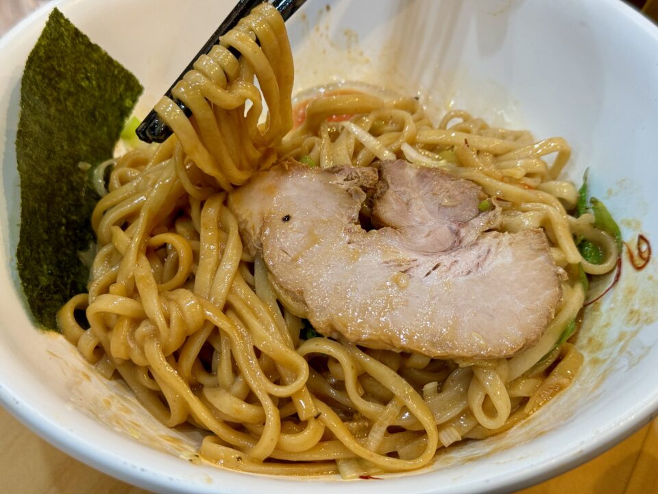 「自家製麺 めぬま」まぜそば