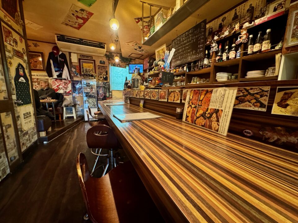 「CAFE&BAR ひまわり」店内