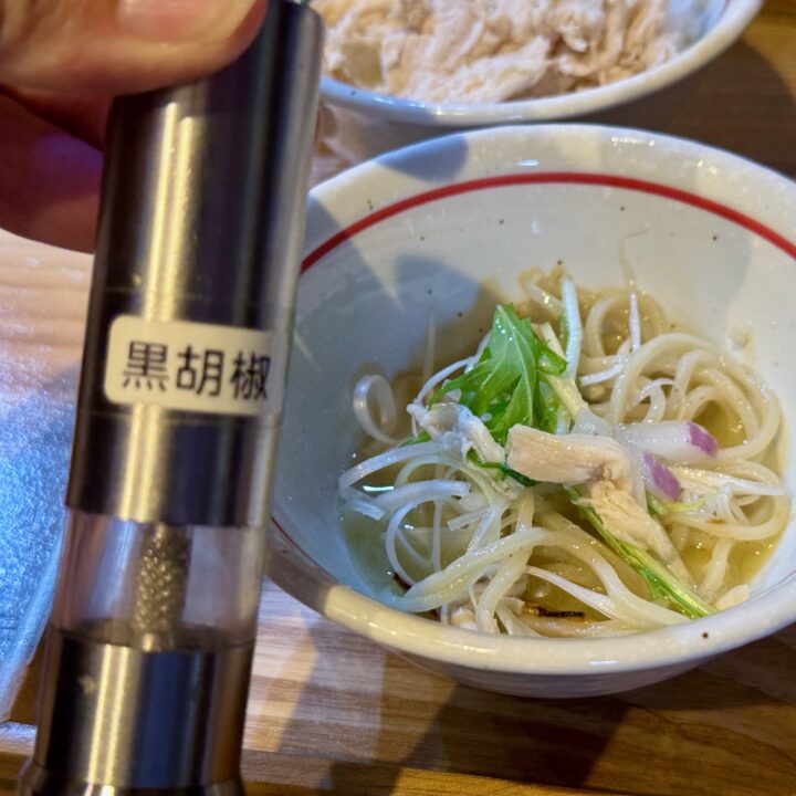 「らーめん 鶏の虜」玉子入り鶏白湯