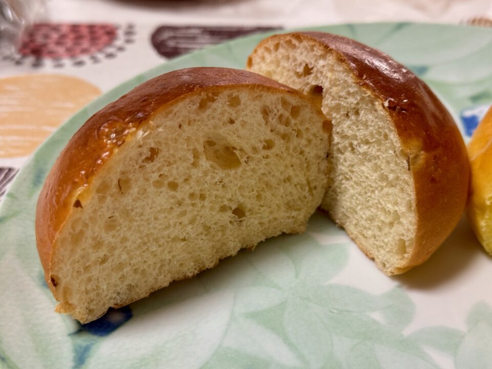 「BAKERY alfine（アルフィーネ）」レーズンパン