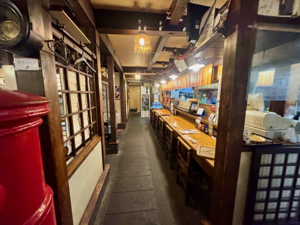 「鳥料理 ゆふ」店内