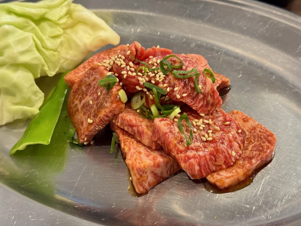 「焼肉セブン」国産カルビ焼肉定食