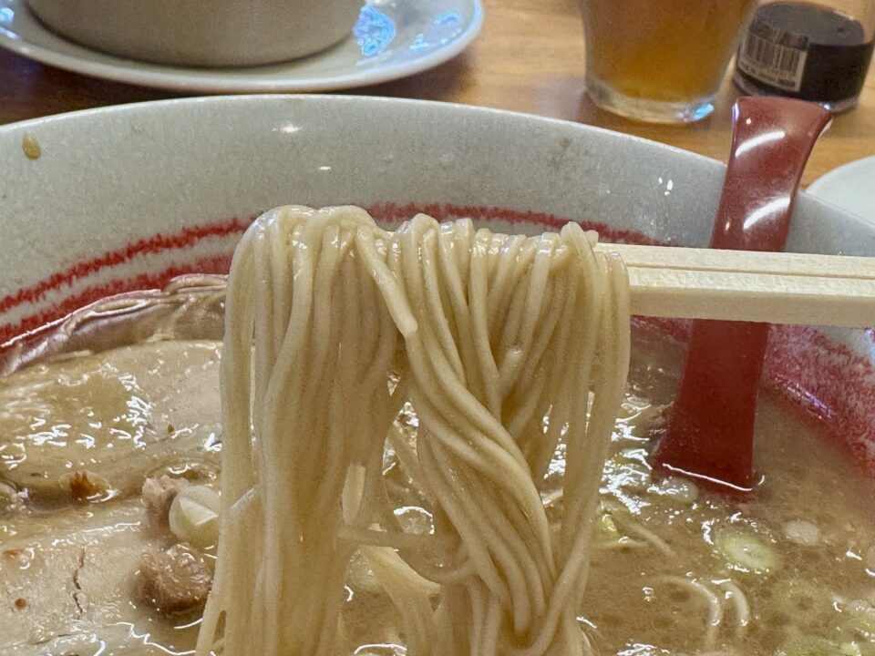 「翔天食堂」ラーメン・Aセット（半チャーハン）