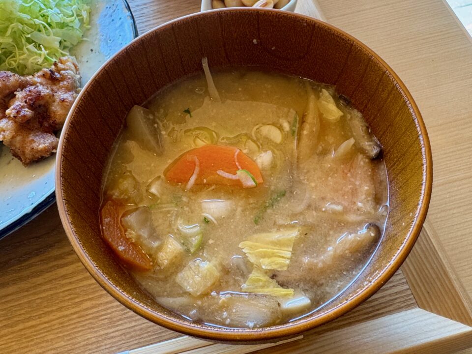 「鷹来屋ガーデンささら（Takakiya Garden SASARA）」旬食材と酒蔵の発酵食プレート