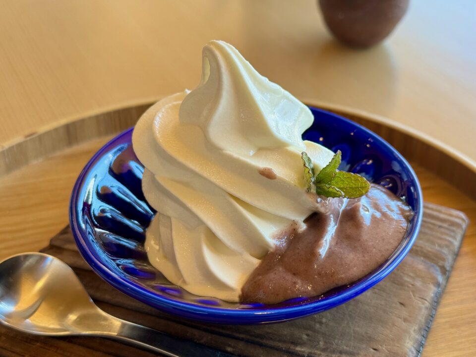 「鷹来屋ガーデンささら（Takakiya Garden SASARA）」大吟醸 酒粕ソフトクリーム麹あん添え