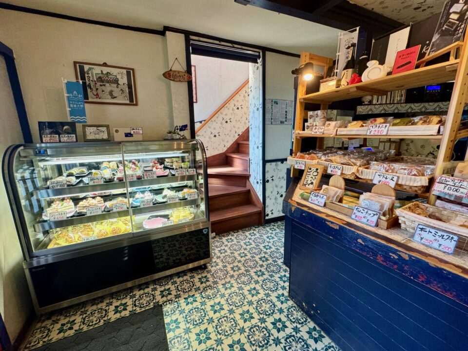 「お菓子工房 紺や」店内