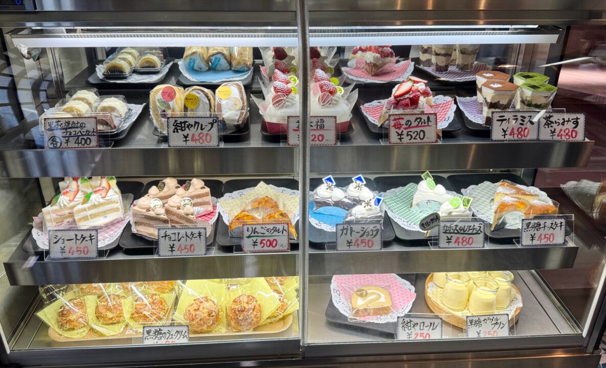 「お菓子工房 紺や」店内
