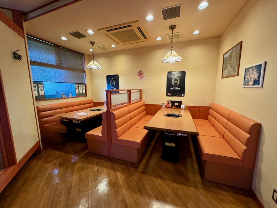 「焼肉 花炎」店内