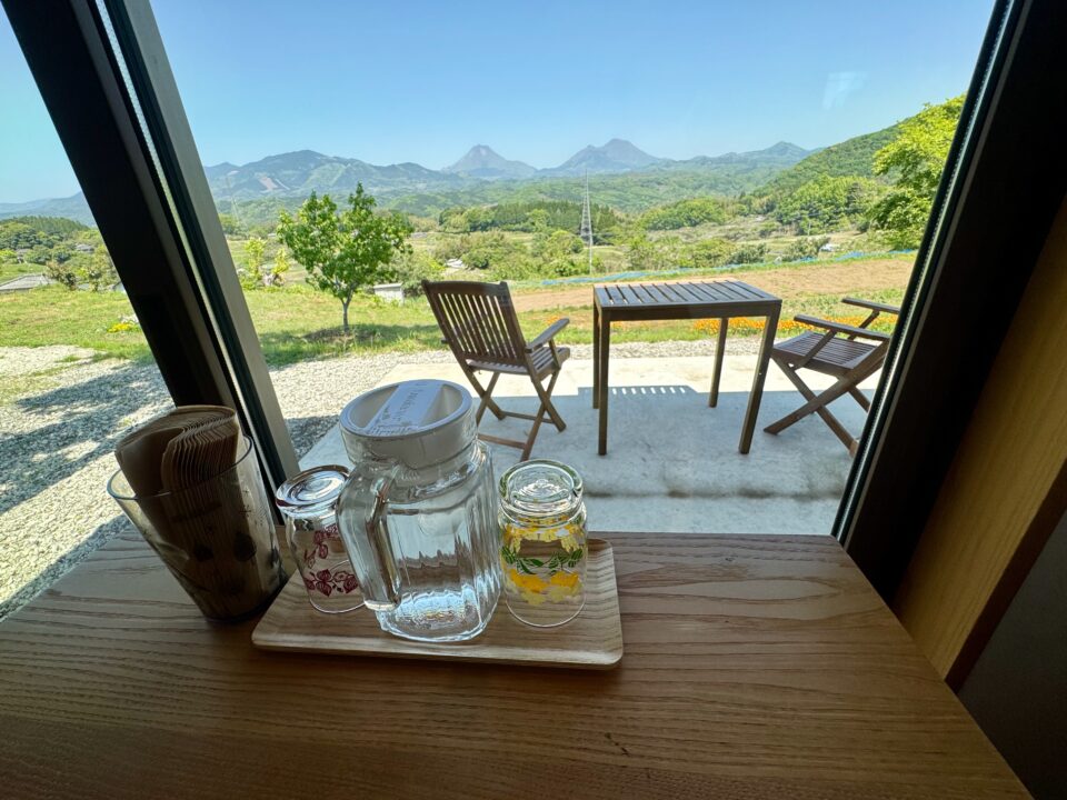 「ときのま かふぇ」店内からの眺め