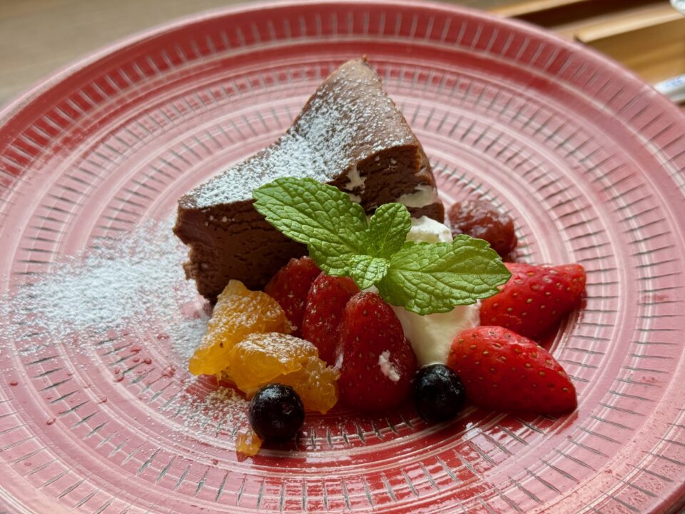 「ほたるの雫」豆乳チョコチーズケーキ&豆岳コーヒー