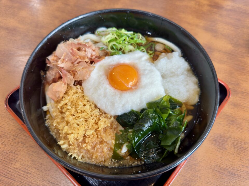 「鳴門うどん光吉店」山かけおろしうどん