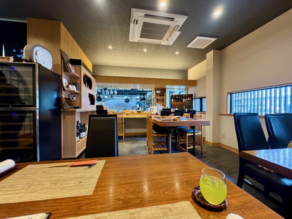「由布院 その田」店内