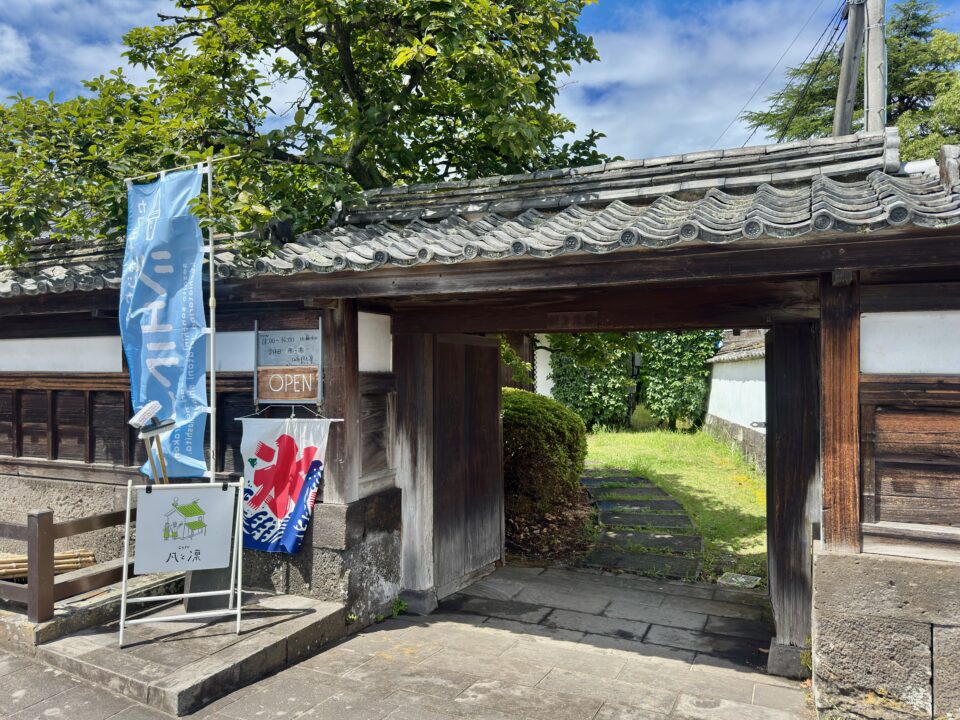 「cafe 凡と凛」外観