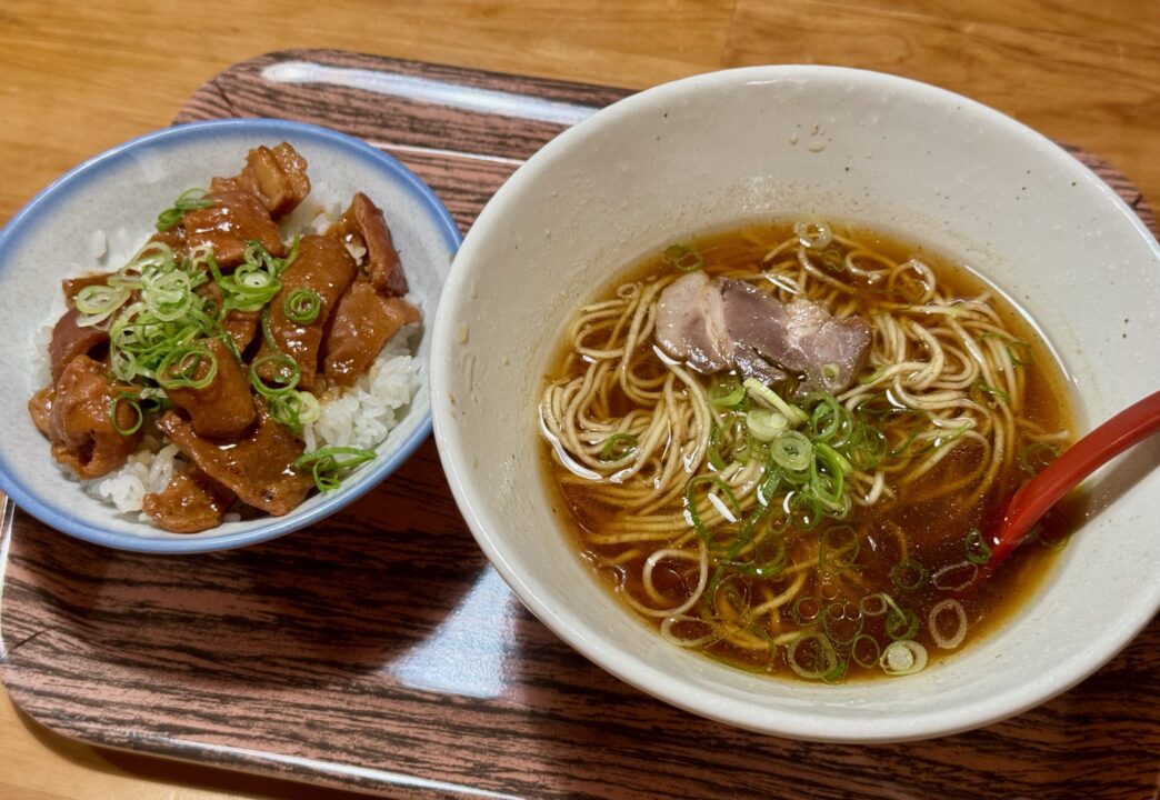 「麺や 華」煮干ししょうゆラーメンセット