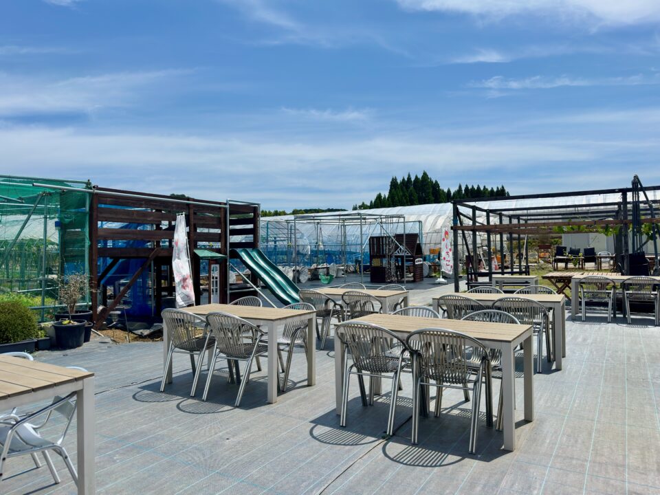 「あっきらきら農園 Berry Farmer’s Kitchen」イートインスペース