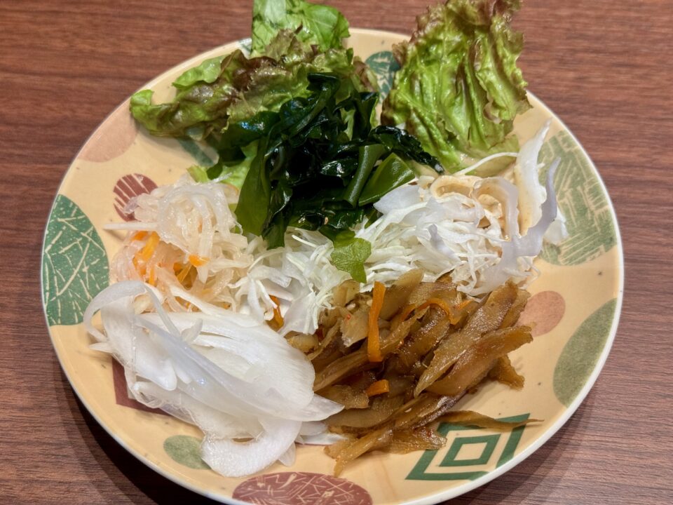 「韓国苑 わさだ店」無料サラダバー