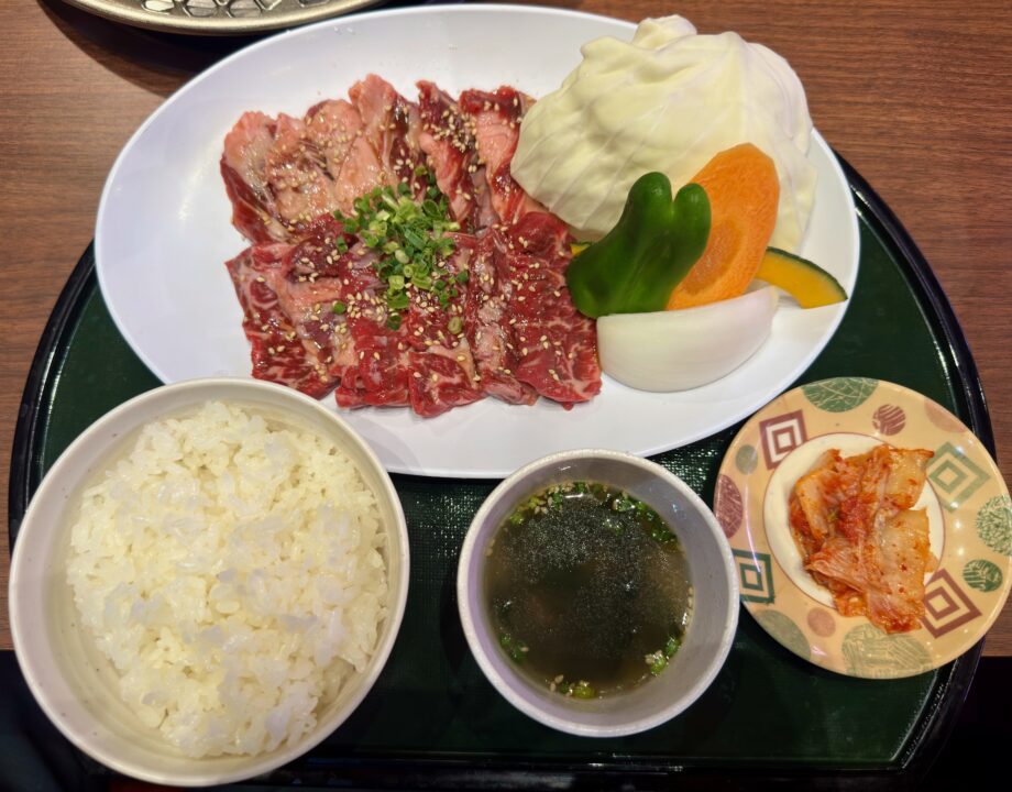 「韓国苑 わさだ店」カルビ&ハラミ焼肉定食