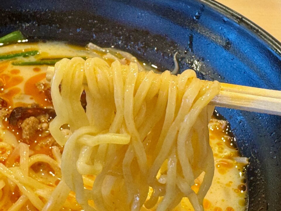 「台湾料理 吉源 敷戸店」豚骨台湾ラーメン
