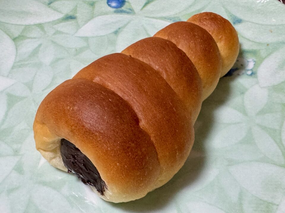 「KUSCHEL Cafe（クシェル カフェ）西大分店」チョココロネ