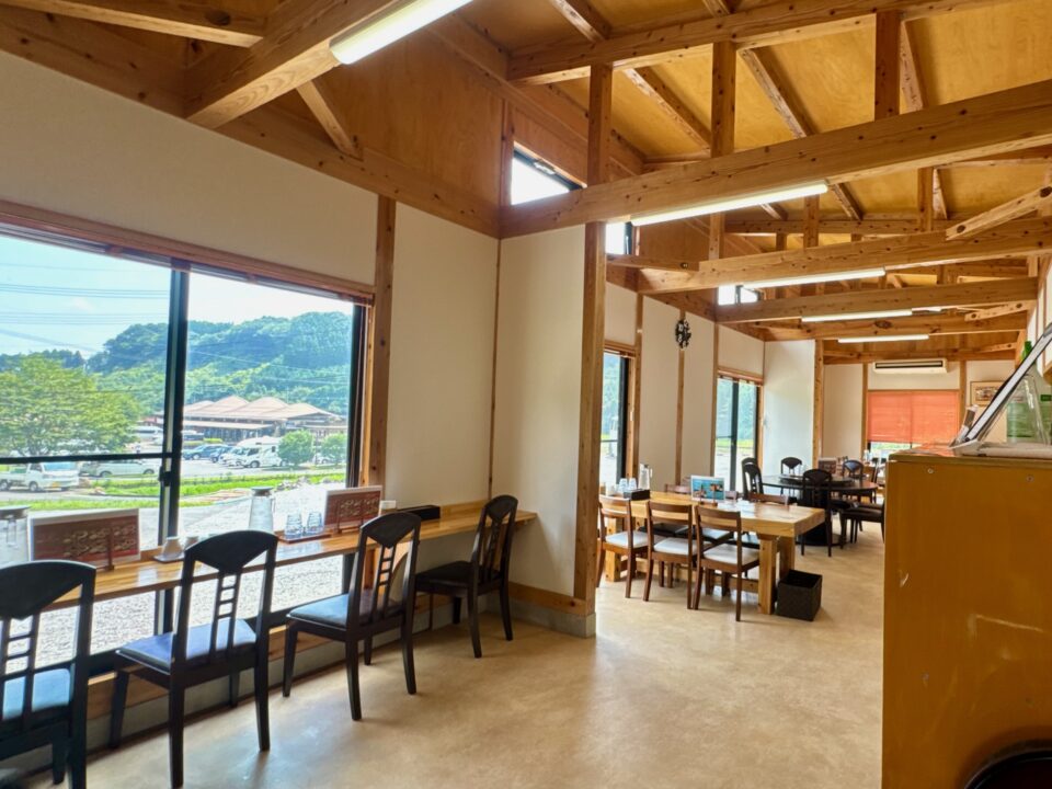 「お食事処 たきた」店内