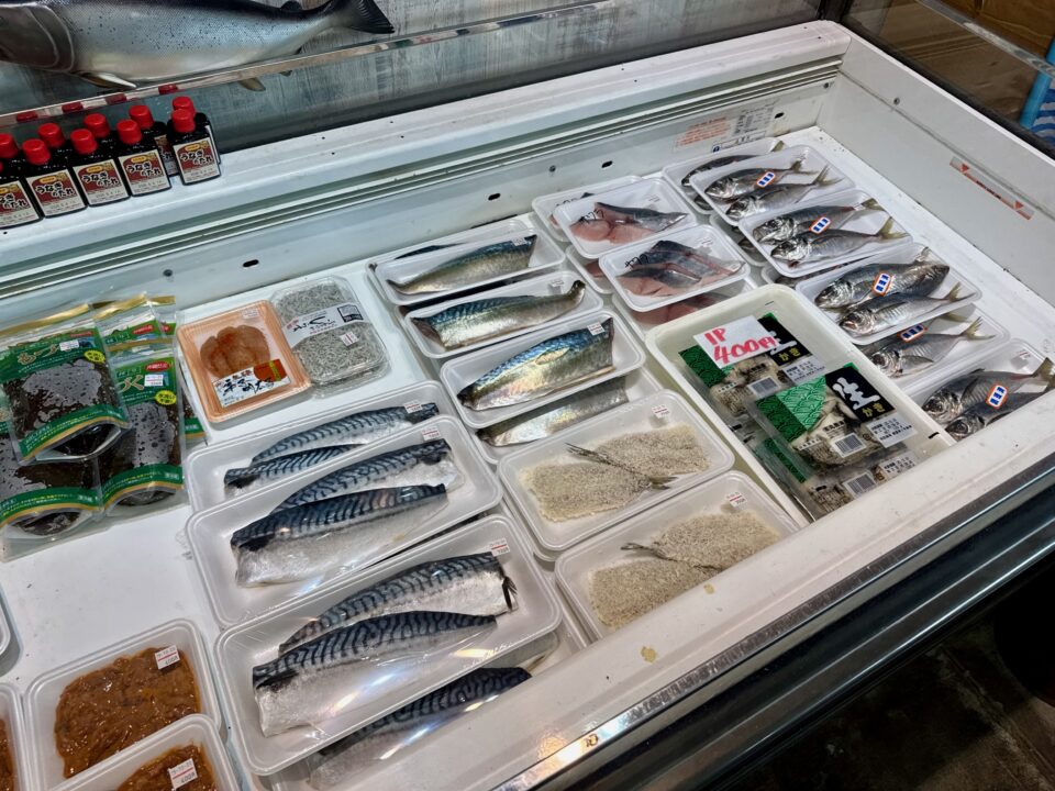 「藤田鮮魚店」店内