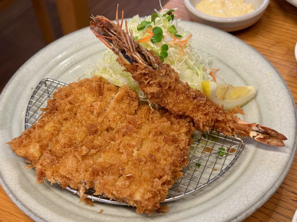 「不二かつ 大分店」ヒレかつとえびフライ定食