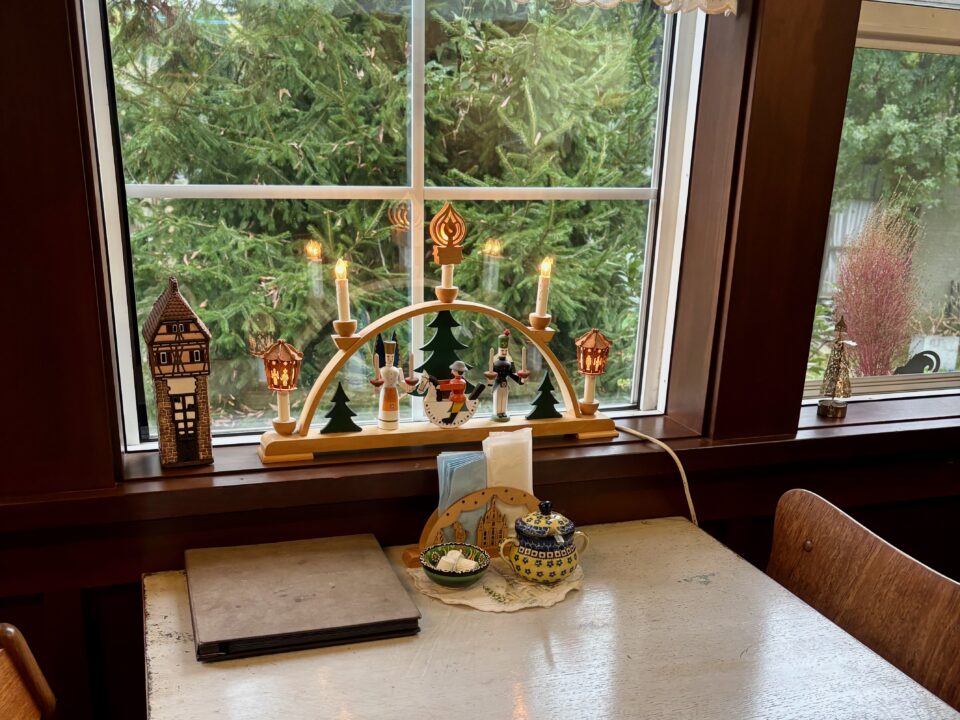 「ザイフェナー・ティッペル」カフェスペース