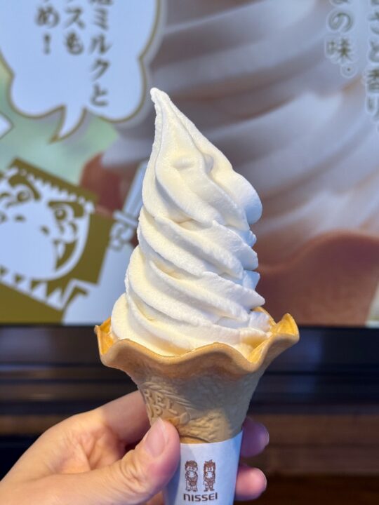 「かぐらちゃや」庄内産梨ソフト