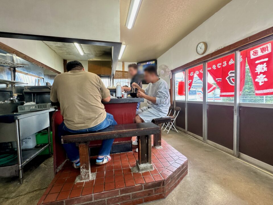 「一輝亭」店内