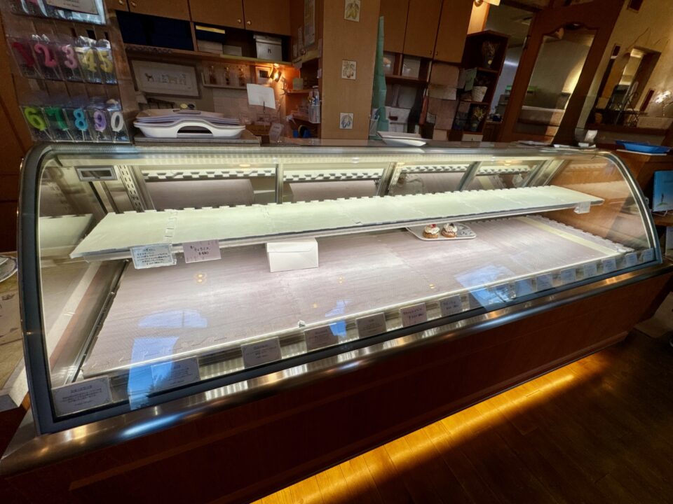 「パティスリー グランエポック」店内