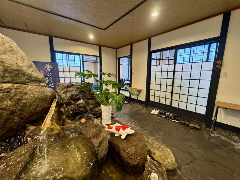 「割烹 誉寿司」店内