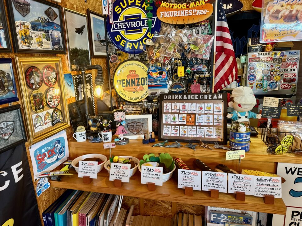 「サンダーバード イナドウバンカー」メニュー