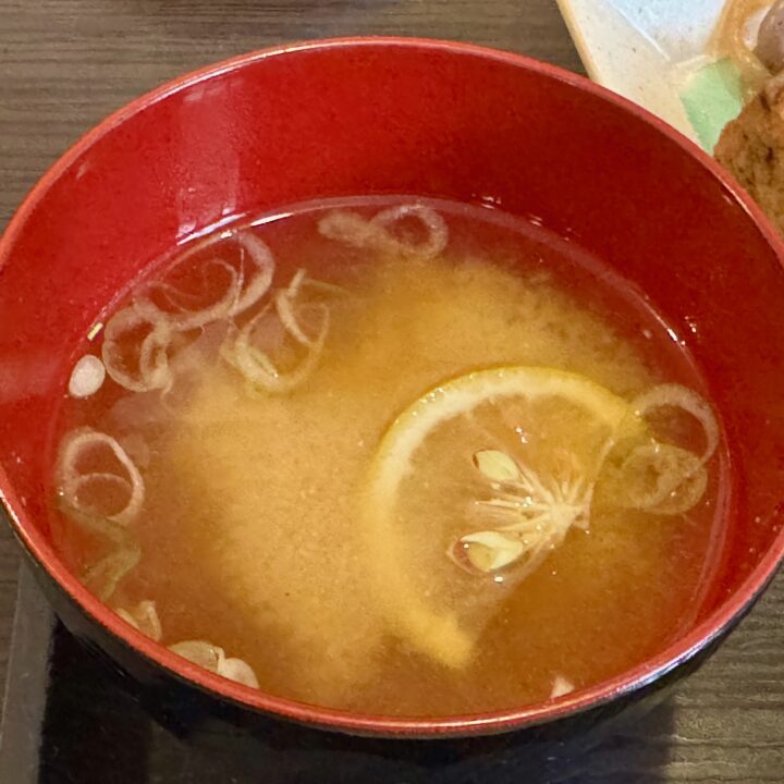 「和食ダイニング 海龍」みそ汁