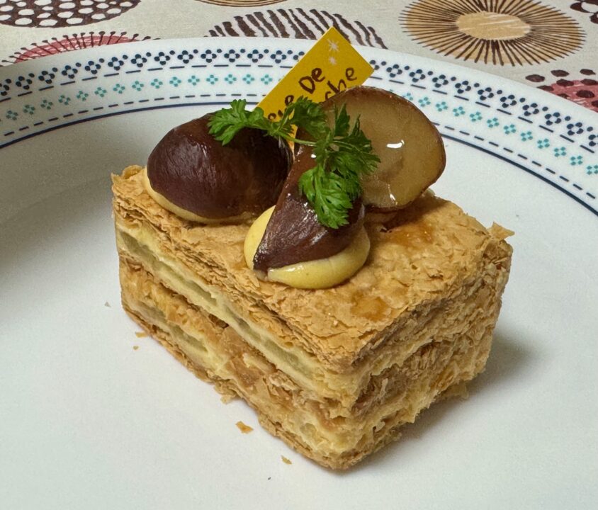 「レーブ・ド・ブランシュ」栗のミルフィーユ