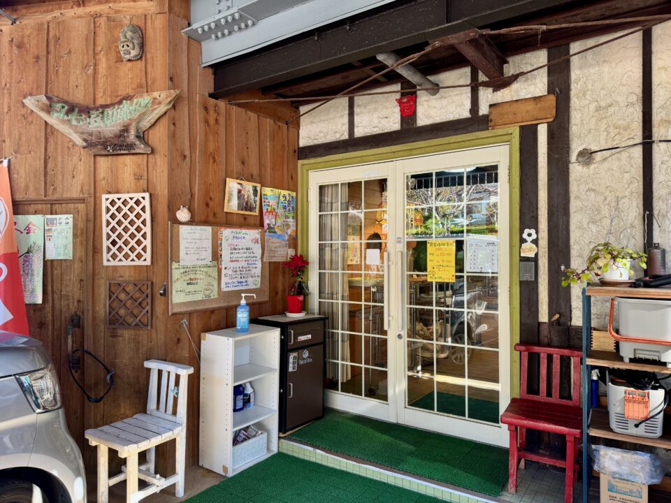 「かくれが」外観