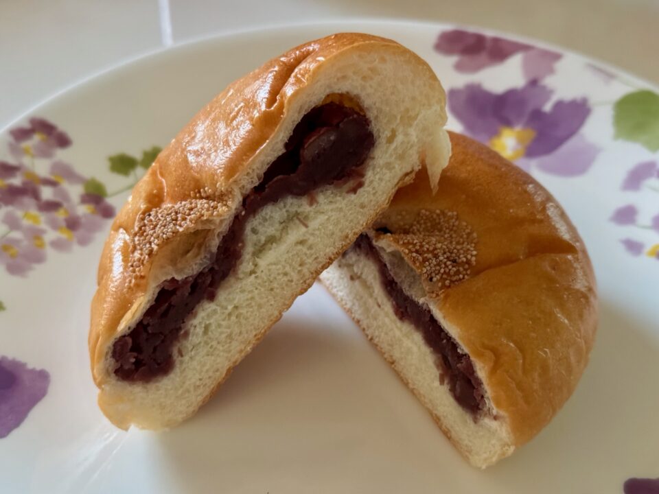 「かくれが」あんぱん