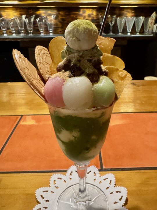 「喫茶 ウォーターバレー」抹茶パフェ