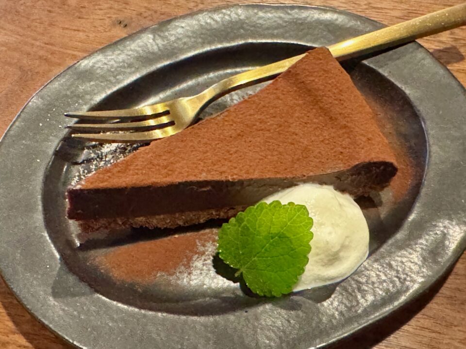 「HARIYO ハリヨ」生チョコタルト