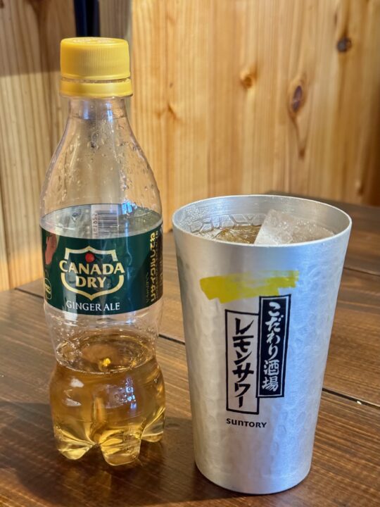 「大八商店のはなれ」ジンジャーエール