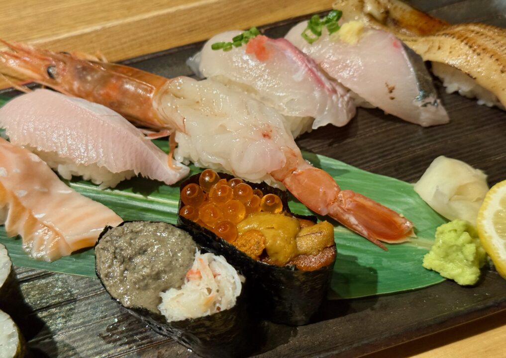 「寿司ろばた八條」寿司盛り合わせ定食【特上】